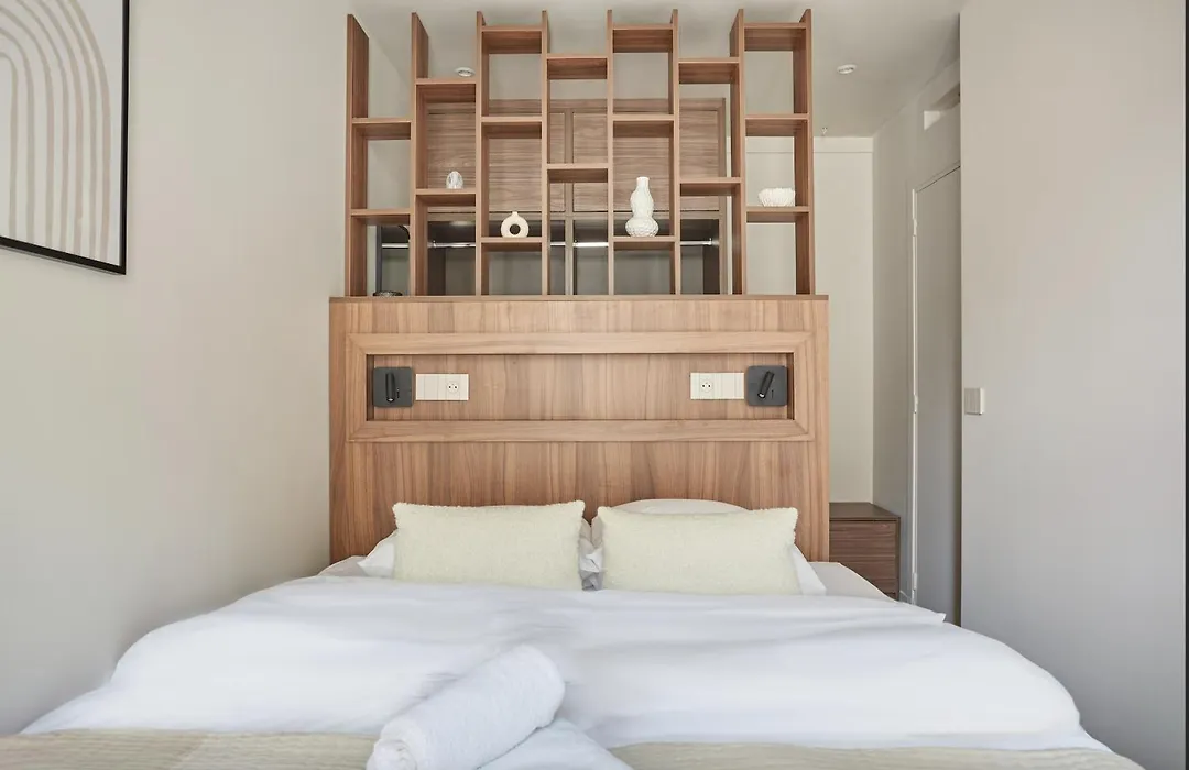 Apart Hotel Centre De Paris By Studio Prestige-1