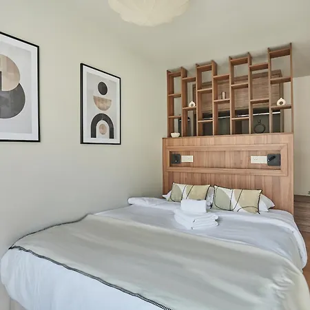 Apart Hotel Centre De Paris By Studio Prestige-3